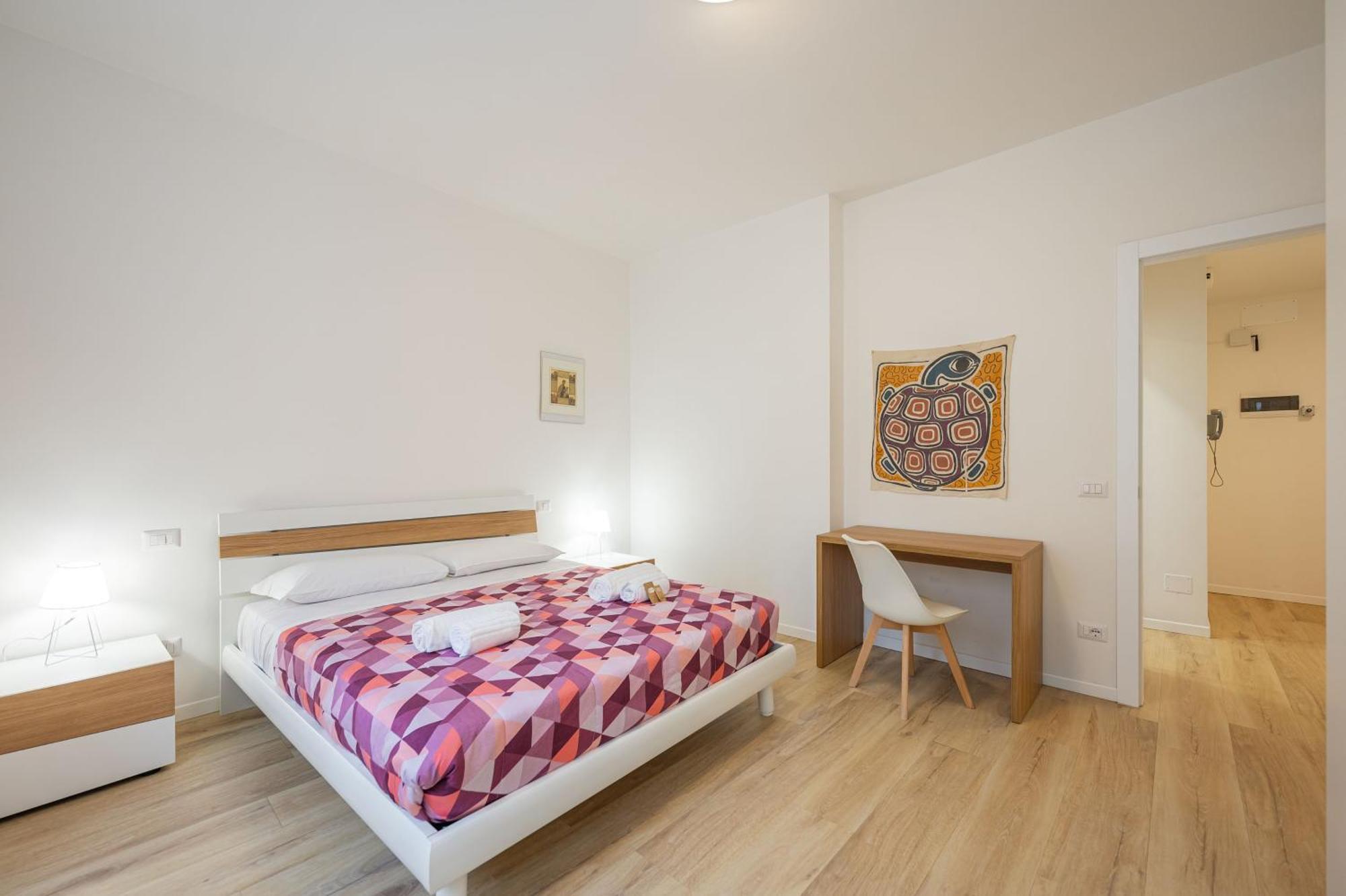 Arena Flat: Centre * Verona